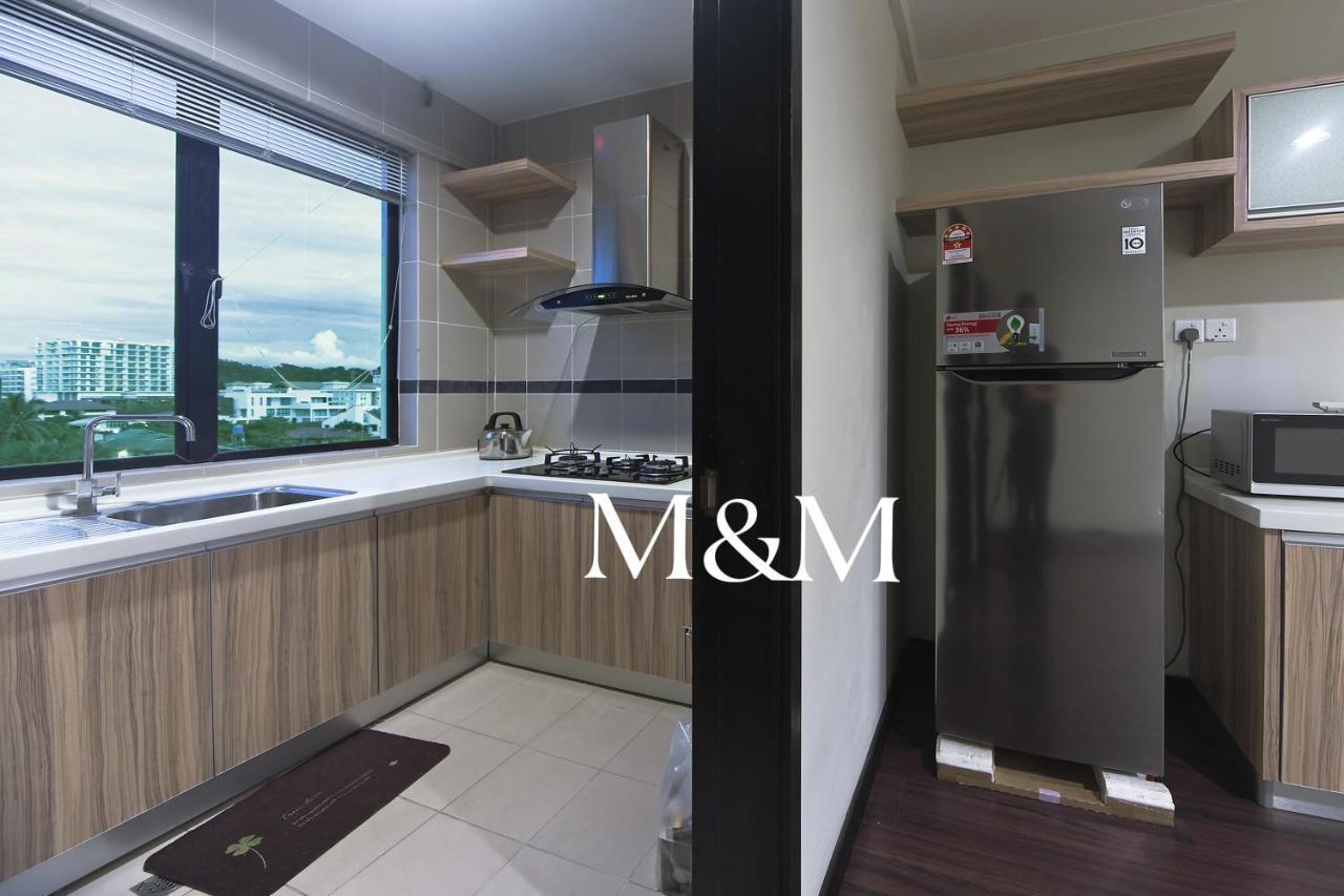 Aa Residen Luxury Condo Homestay 18Mins Walk Tanjung Aru Beach & Golf Course, Not Beach Side Resort كوتا كينابالو المظهر الخارجي الصورة
