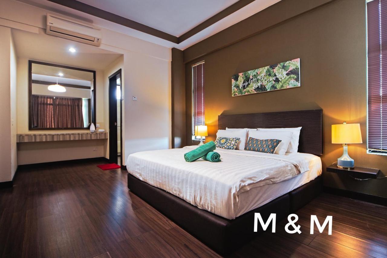 Aa Residen Luxury Condo Homestay 18Mins Walk Tanjung Aru Beach & Golf Course, Not Beach Side Resort كوتا كينابالو المظهر الخارجي الصورة