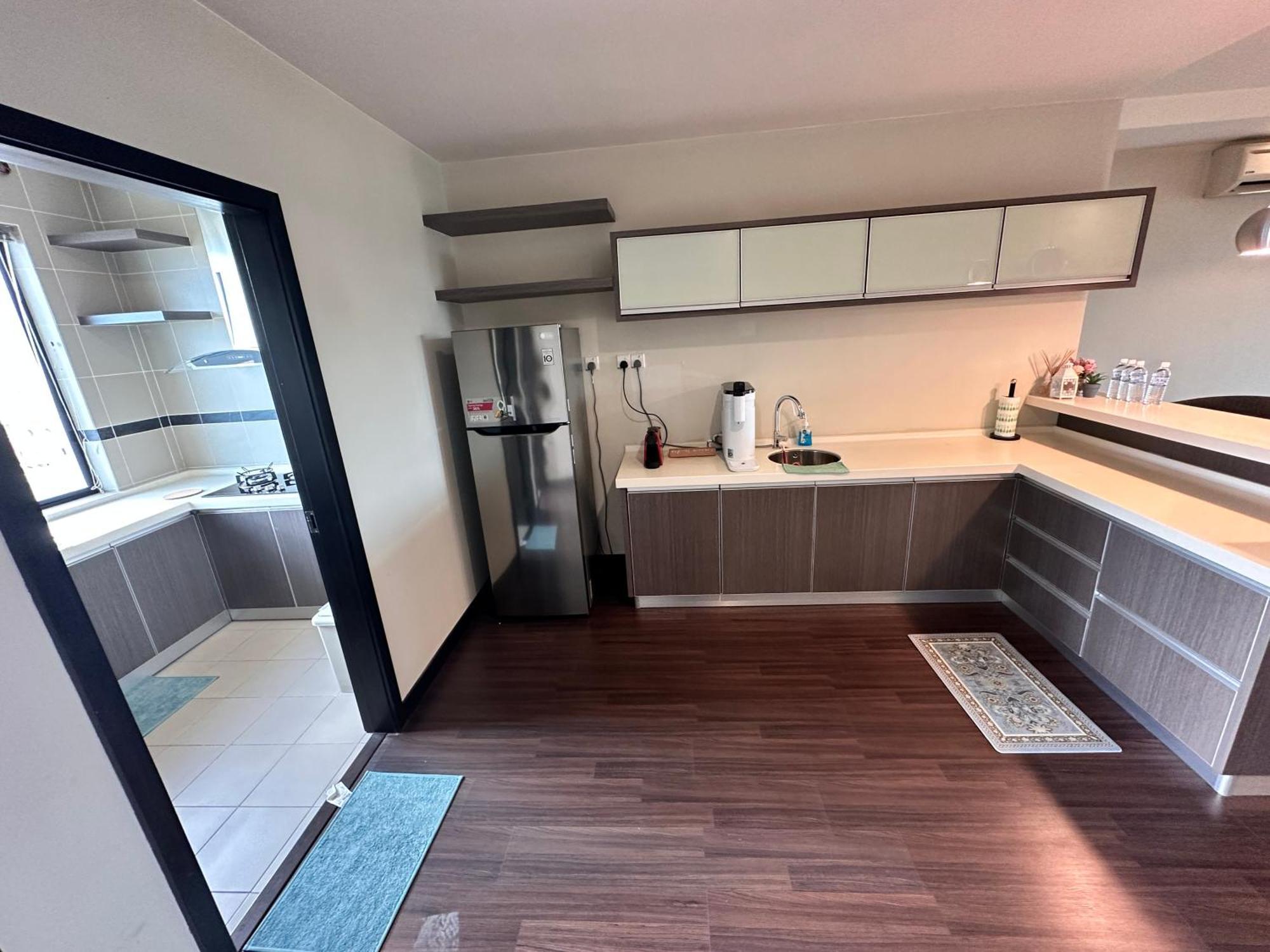Aa Residen Luxury Condo Homestay 18Mins Walk Tanjung Aru Beach & Golf Course, Not Beach Side Resort كوتا كينابالو المظهر الخارجي الصورة
