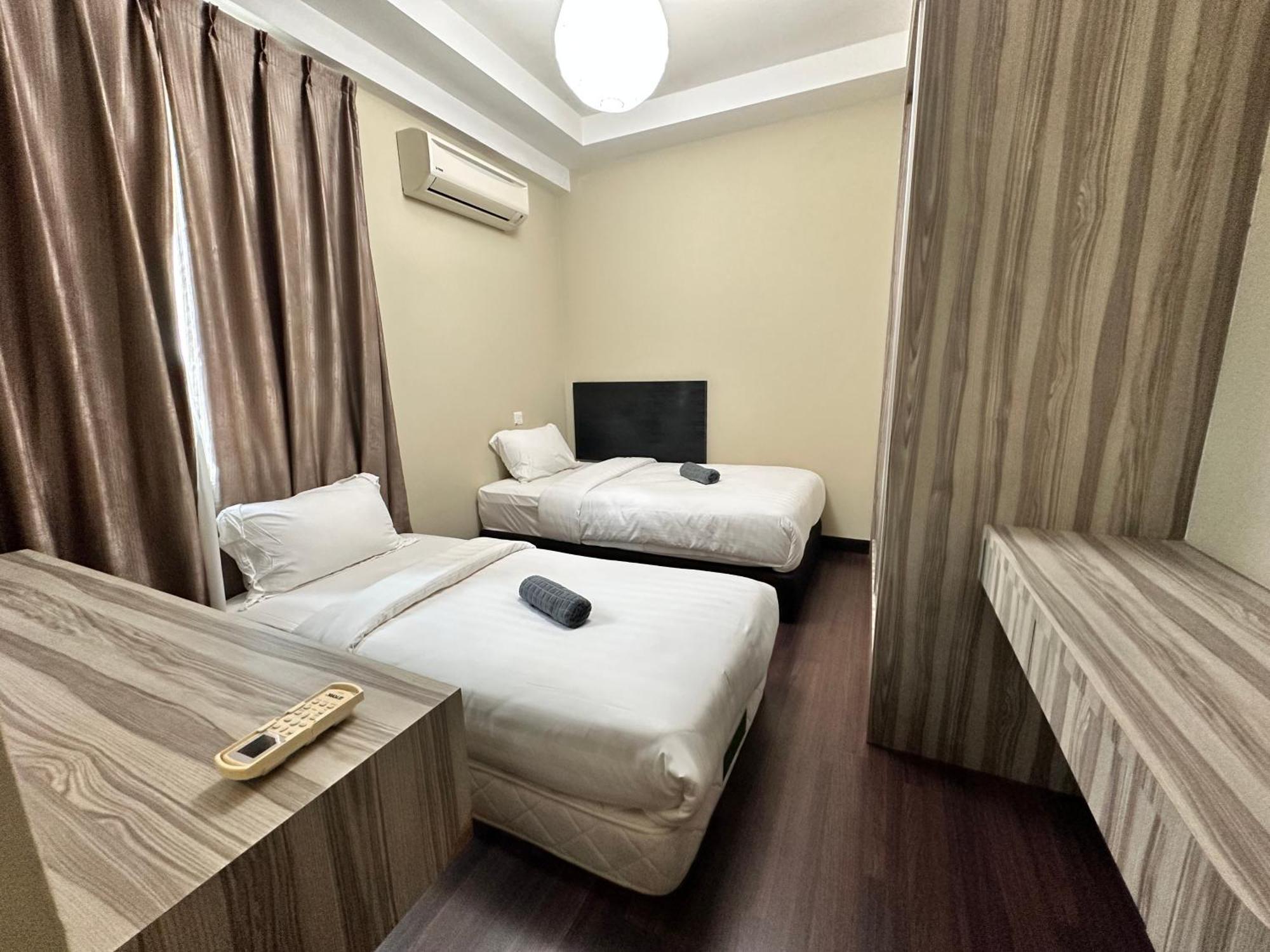 Aa Residen Luxury Condo Homestay 18Mins Walk Tanjung Aru Beach & Golf Course, Not Beach Side Resort كوتا كينابالو المظهر الخارجي الصورة