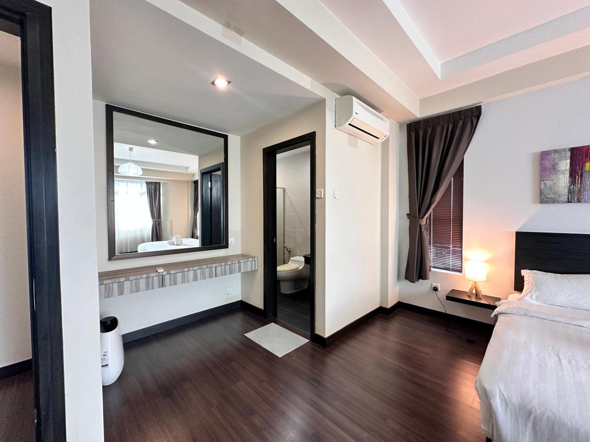 Aa Residen Luxury Condo Homestay 18Mins Walk Tanjung Aru Beach & Golf Course, Not Beach Side Resort كوتا كينابالو المظهر الخارجي الصورة